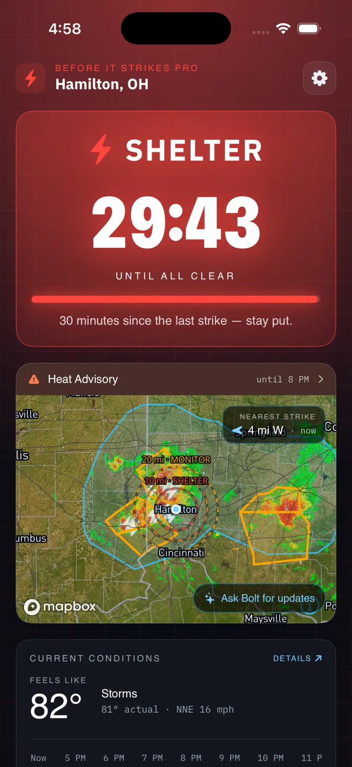 Before It Strikes home screen during a live tornado warning: heavy radar, the warning polygon, and an active lightning countdown.